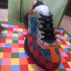 Gucci Sneakers